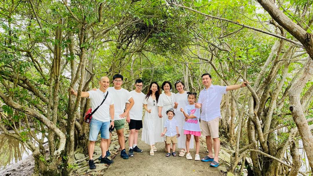 Rừng ngập mặn Rú Chá 
